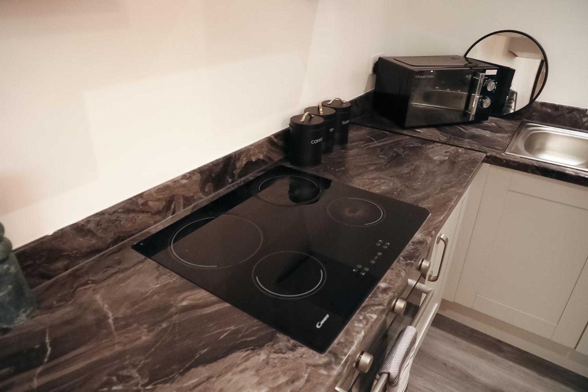 1 Bedroom Apartment Bradford City Centre Foster Square المظهر الخارجي الصورة