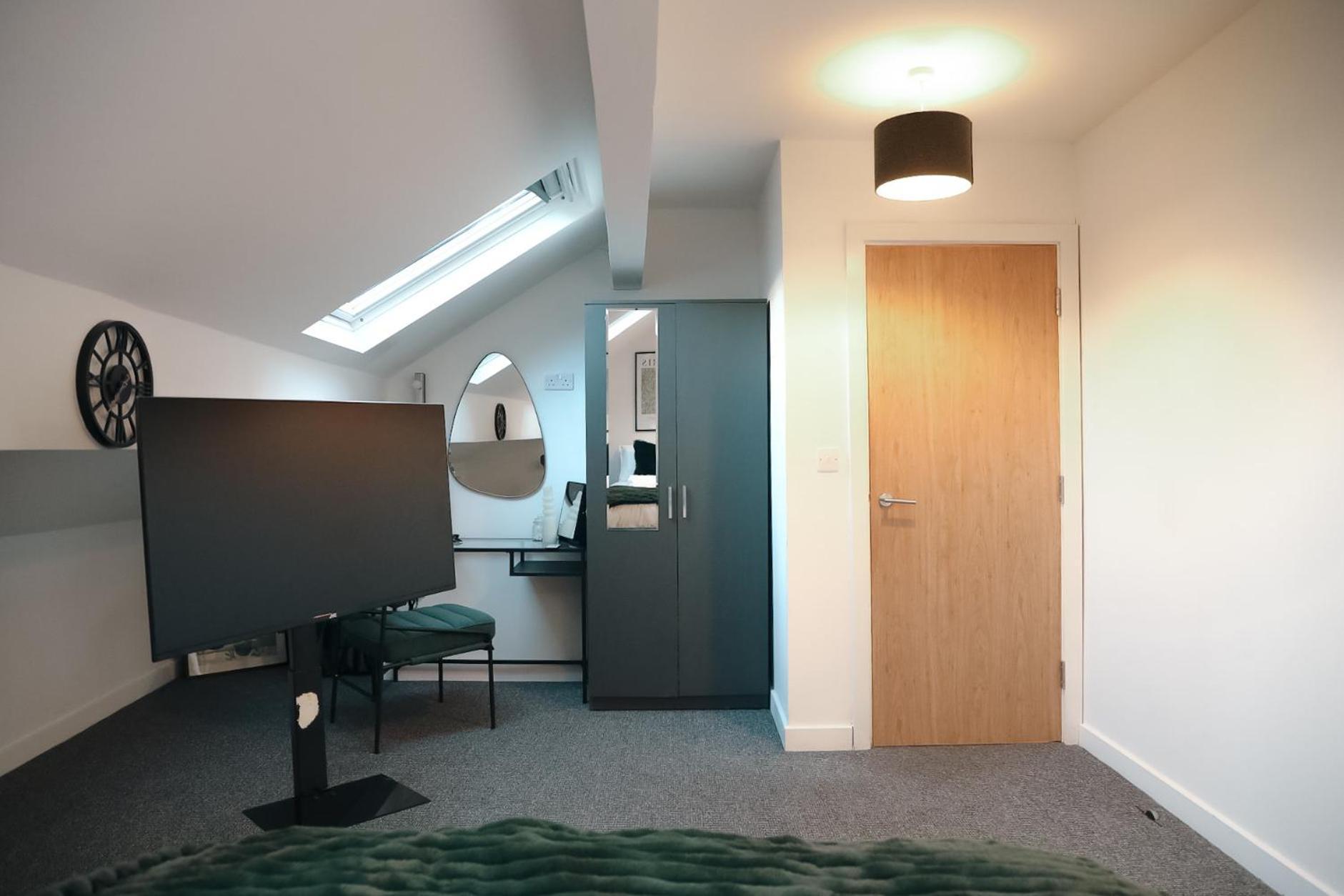 1 Bedroom Apartment Bradford City Centre Foster Square المظهر الخارجي الصورة